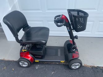 Mobility scooter for adults