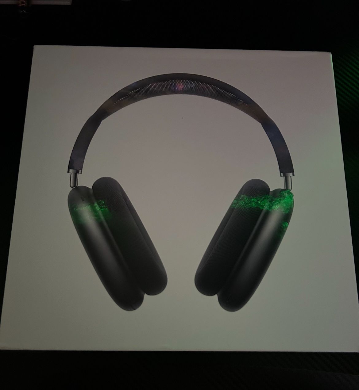 new airpod pro max , space grey