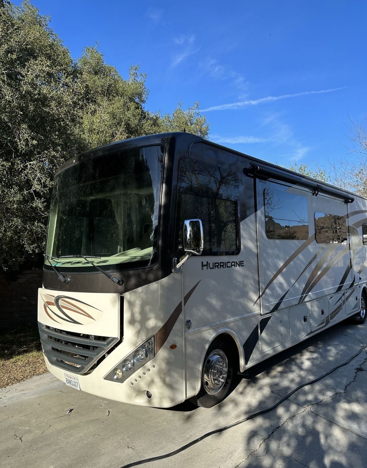 2019 Thor Hurricane Motorhome