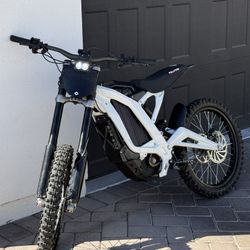 2022 Surron Light bee x