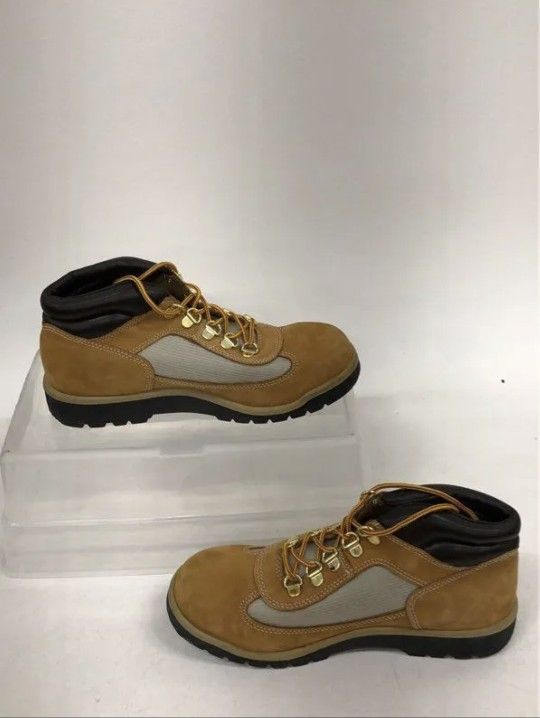 Like New Timberland Men's Waterproof Field Boots Wheat Size 6M