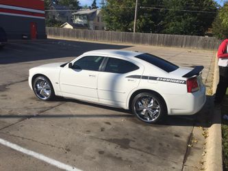 2010 Dodge Charger with 22" rims