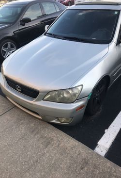 2003 Lexus IS300