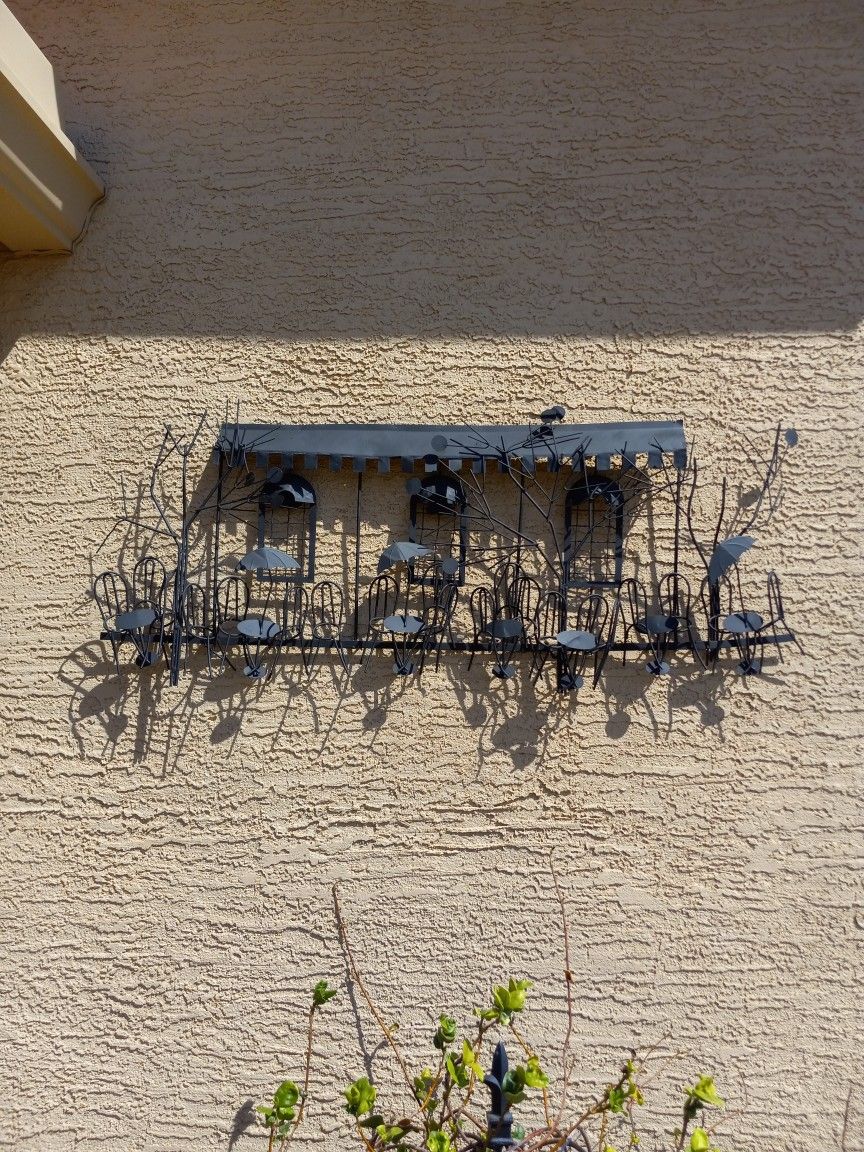 Metal Bistro Scene Wall Hanging