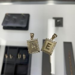 14k Gold Letter Pendant 