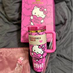 Hello Kitty Stanley Gift Set