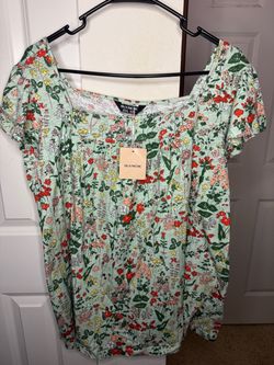 5 Women’s Bloomchic Shirts BNWT