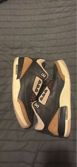 Air Jordan 3 Retro Sneakers