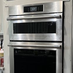 Frigidaire 30” Professional Wall Microcombi 