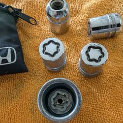 Honda OEM Wheel Lock Set 