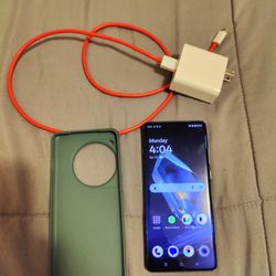 OnePlus 12 Unlocked 512 GB/16GB RAM