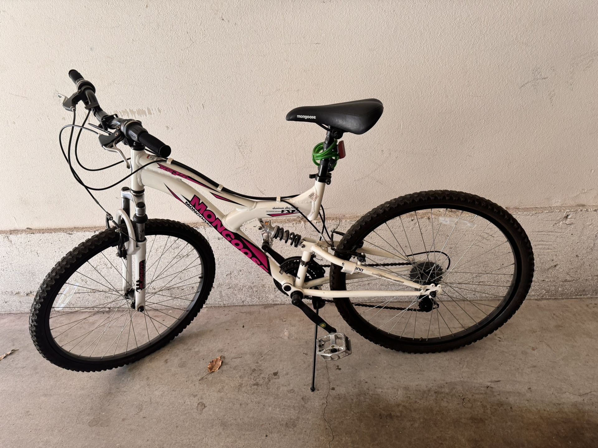 schwinn beach bicycle Legacy 24in  Schwinn