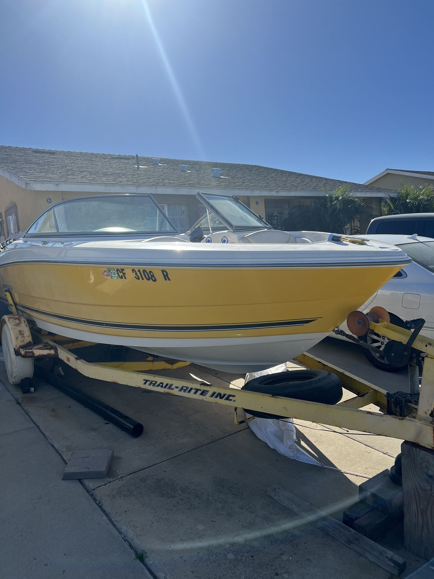 2005 Monterrey Boat 180 Volvo