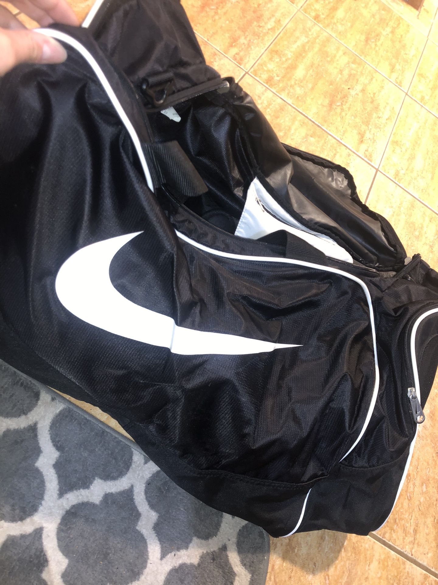 XL Nike duffle bag