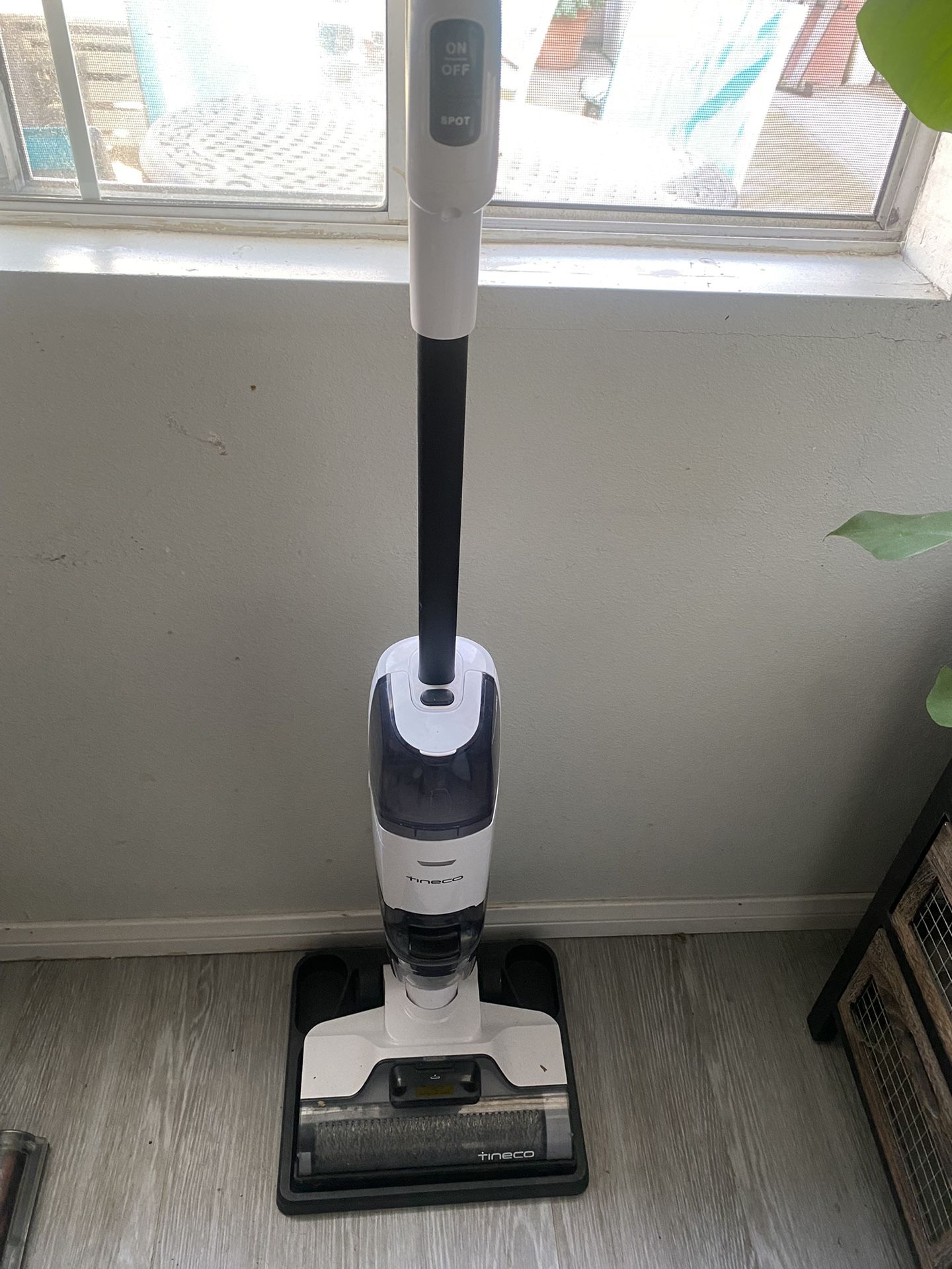 Tineco Wet Dry Vacuum Floor Cleaner