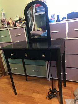 Black vanity