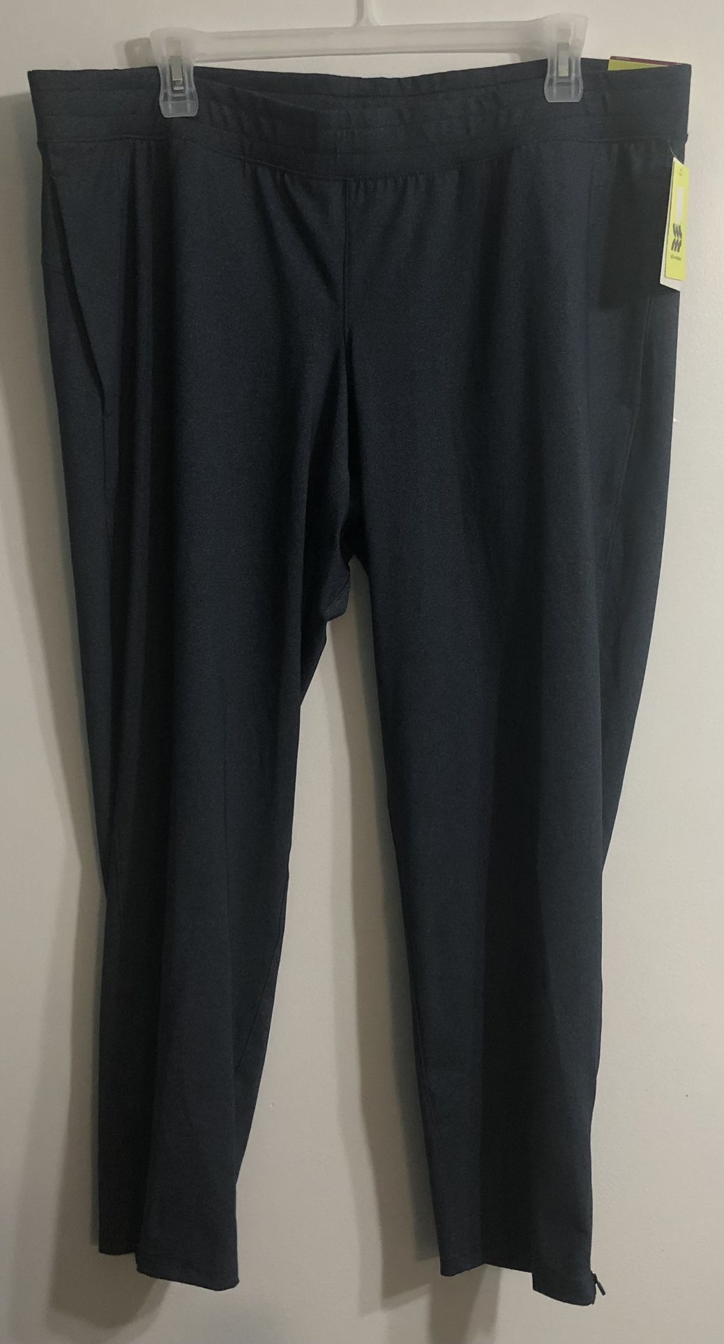 all in motion Men’s Nylon  joggers two side pockets pull on ankle zip gray.XXL