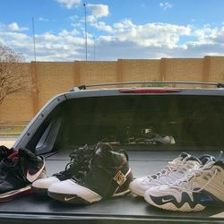 Beater Box Of Sneakers (All Sz13)