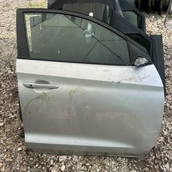 2017 FORD FOCUS PASSENGER FRONT DOOR COMPLETE PART