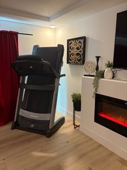 FOR SALE: NordicTrack Treadmill Commercial 1750 iFit Ready
