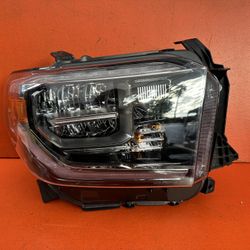 2018 - 2021 Toyota Tundra Right Passenger Side Headlight Replacement TYC CAPA