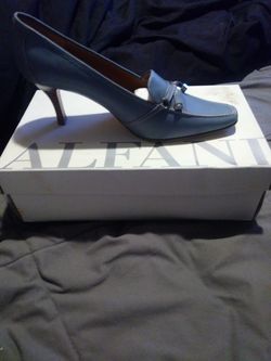 Very nice sky blue shoe brand new size 9