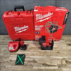 Milwaukee 3632-21 M12 360 degree 3 plane Green Laser kit 