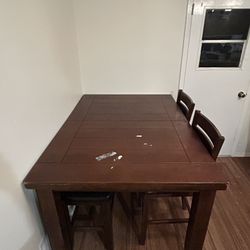 Dinning Table 