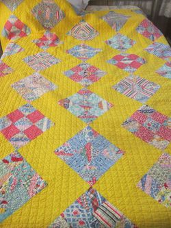 FULL SIZED QUILT