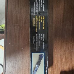 Mintcraft 3/8 Air Rachet Wrench