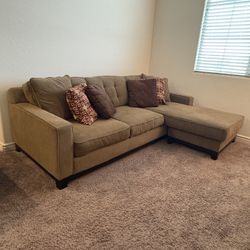 Sectional Sofa w/ Chaise – Neutral Tan/Beige