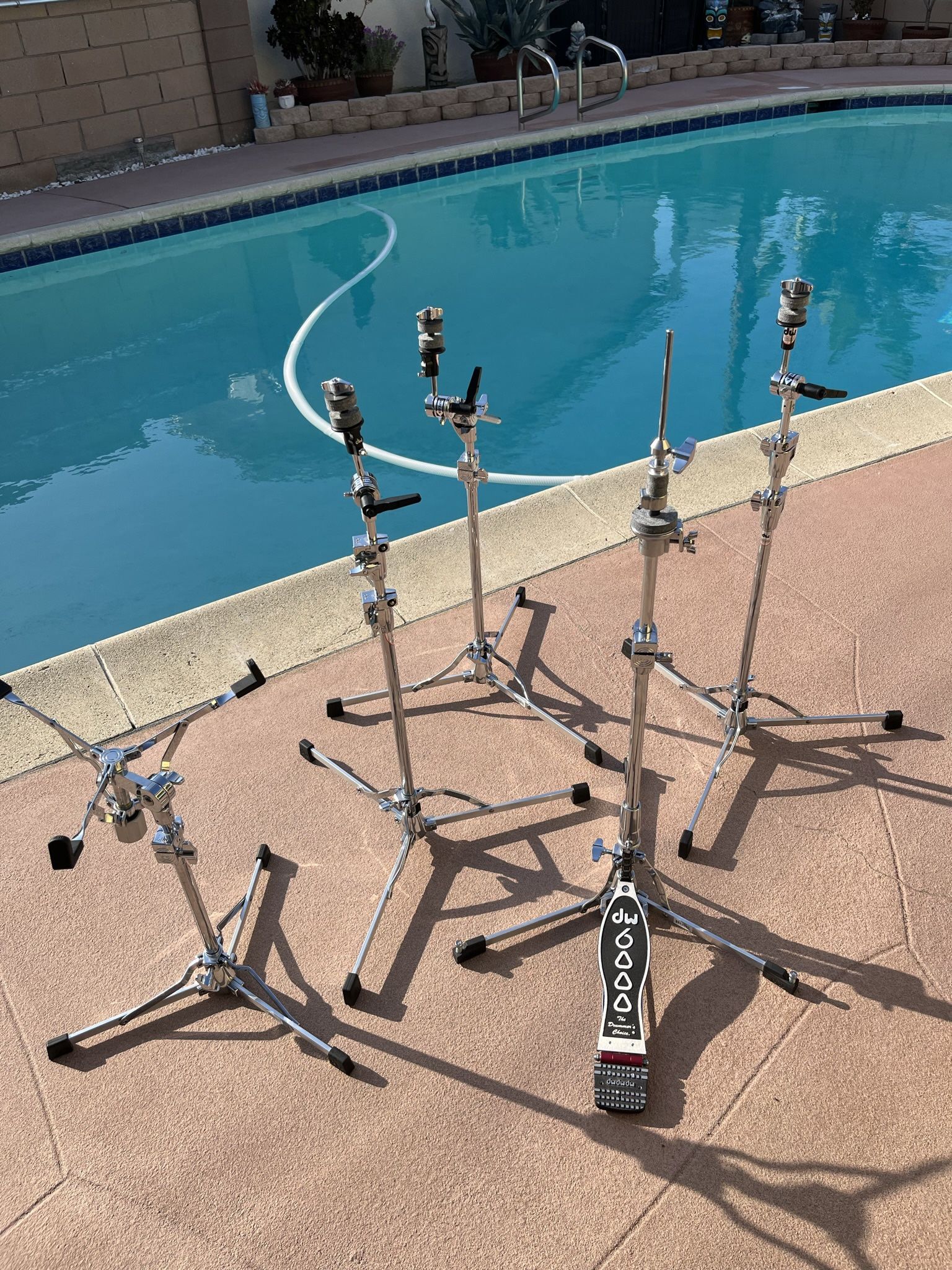 DW 6700 flat based stands, Excellent condition