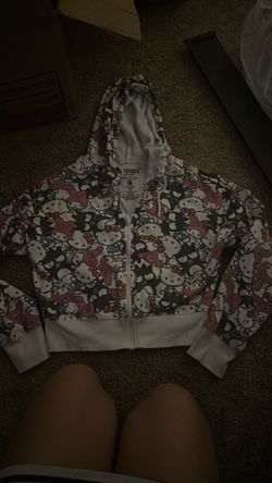 Hello kitty Sweater Medium