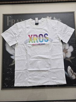 White short-sleeved crewneck t-shirt
