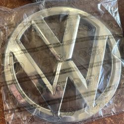 VW Volkswagen Emblem 