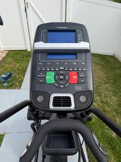 2022 Nautilus E616 Elliptical Trainer – New Condition, Bluetooth Enabled – Levittown, PA