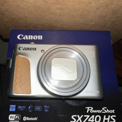 Canon SX740hs (Brand new)