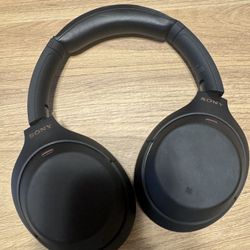 FOR TRADE: Sony WH1000XM4 Headphones