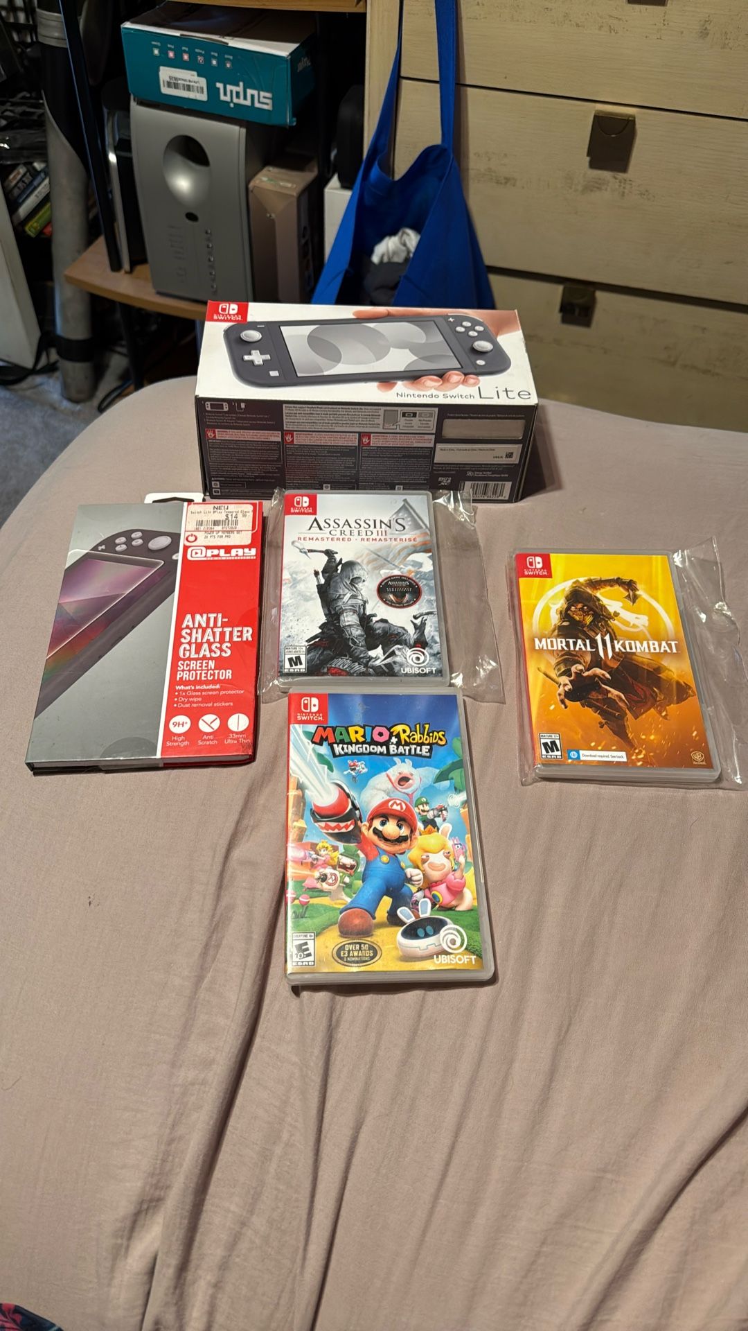Nintendo Switch Lite Bundle