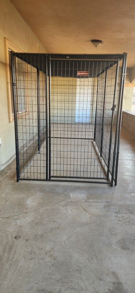 Pet Kennel