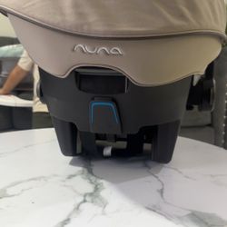 Nuna TRVL lx + PIPA urbn