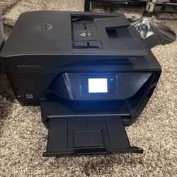 HP 4 in 1 Printer, Copier, Scanner & Fax Machine