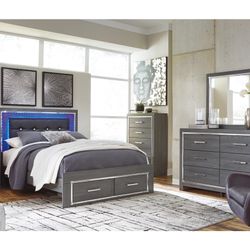 Brand New Loredanna Ashley’Elegant Bedroom Set 