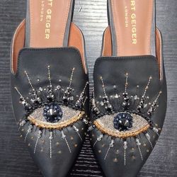 Kurt Geiger London Olive Eye Size 9 $30