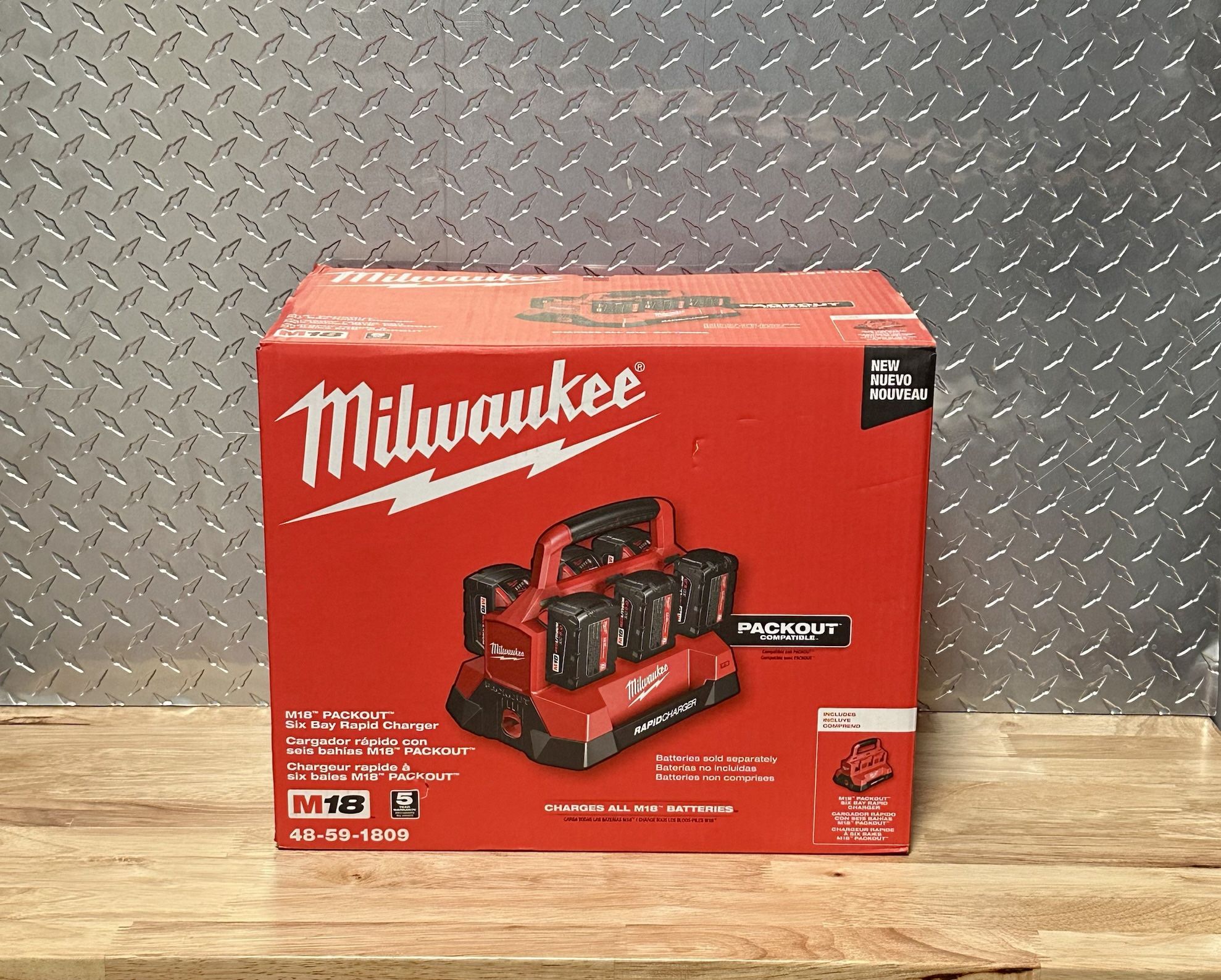 Milwaukee Packout 6 Port Rapid Charger 48-59-1809