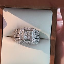 14 Carat White Gold Wedding Band Set