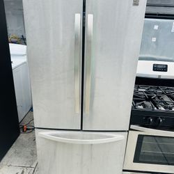 Nevera Kenmore De 30” Like New 