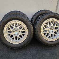 20" KMC KM549 w- 33x12.50R20 ARROYO MT Tires 