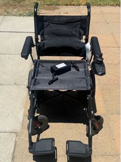 Electric wheelchair
