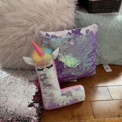 Girls Throw pillows ..